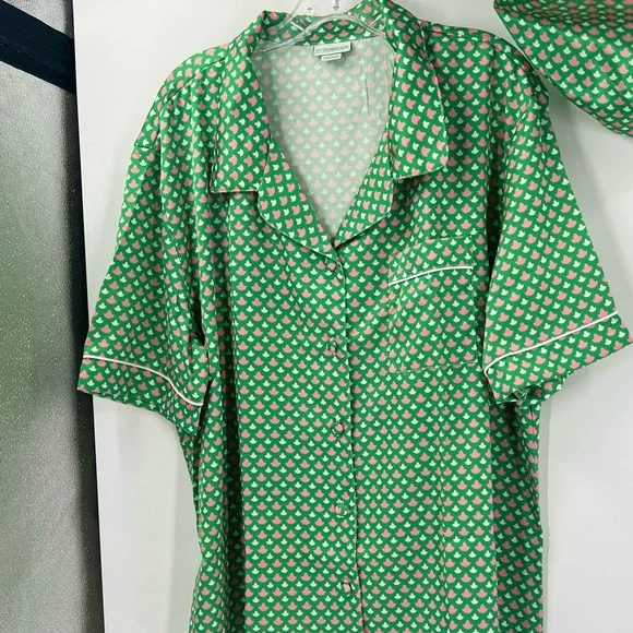 Ivy storehouse pajama set with satin hat size medium new with packaging - Picture 9 of 16